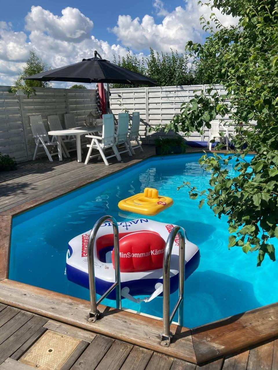 Bed and Breakfast Mehri Уппсала Экстерьер фото