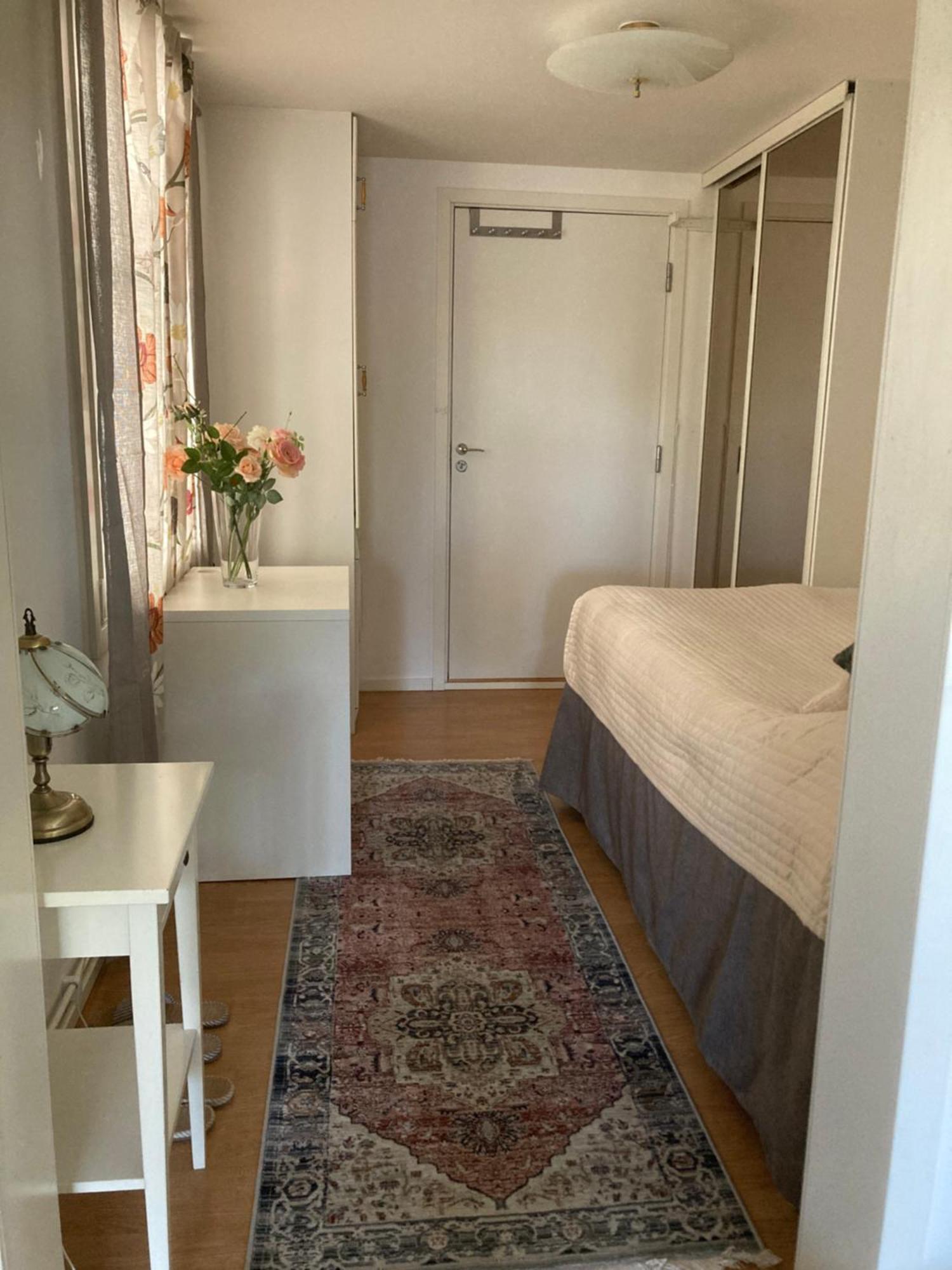 Bed and Breakfast Mehri Уппсала Экстерьер фото